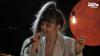 Über 275.000 Aufrufe auf Youtube. Und das bei einer Jazzsängerin. Wahrlich nicht alltäglich.Camille Bertault scheint keine stilistischen Grenzen zu kennen. Die Aria aus den Goldberg Variationen von Bach, ein Chanson von Serge Gainsbourg, ein selbst geschriebener Text über ein Stück von Bill Evans – alles verwandelt Bertault in faszinierenden Jazz.