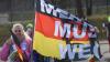 550 Menschen demonstrierten in Memmingen gegen die Corona-Maßnahmen. An einer Gegenkundgebung nahmen etwa 100 Menschen teil.