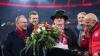 Hoeneß feiert als FCB-Funktionär mit den Profis bis zur Ernennung zum Ehrenpräsidenten insgesamt 57 Titel. Der Verein gewinnt 2001 und 2013 Champions League, 2001 den Weltpokal, 2013 die FIFA-Klub-Weltmeisterschaft, 1996 den UEFA-Pokal und 24 Deutsche Meisterschaften und 14 DFB-Pokalsiege. Im Juli 2019 kündigt Hoeneß an, nicht mehr zur Wiederwahl als Präsident des FC Bayern anzutreten und zudem den Posten als Aufsichtsratschef abzugeben. Das Bild zeigt ihn bei einer Ehrung im gleichen Jahr.