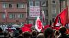 400 Menschen ziehen mit Plakaten und Fahnen durch die Stadt Memmingen und demonstrieren gegen einen Auftritt von AfD-Mann Björn Höcke in der Stadthalle.