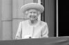 Queen Elizabeth II. ist tot. Die dienstälteste Monarchin der Welt starb am 8. September im Kreise ihrer Familie im Alter von 96 Jahren. Ihr Nachfolger auf dem Thron ist ihr Sohn, King Charles lll. (73). Die Welt trauert, alle Infos im Newsblog zum Nachlesen.