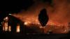Brand nahe Kaufbeuren: Ein ehemaliges landwirtschaftliches Anwesen im Ortskern von Leinau (Ostallgäu) stand in der Nacht zum Mittwoch in Flammen.