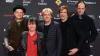 Die Toten Hosen einmal ganz brav: 1994 war die Band als Schlagerband "Seemannsquintett" im Münchener Tatort "Und die Musi spielt dazu" zu sehen.