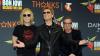 In nun fast 40 Jahren mit Bon Jovi verkauft die Band etwa 130 Millionen Alben und gehört damit zu den erfolgreichsten Rockbands aller Zeiten. Das Online-Magazin popkultur.de führt Bon Jovi in dieser Liste auf Platz zehn hinter anderen Größen, wie Led Zeppelin, Pink Floyd, den Rolling Stones und Queen.