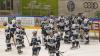 Die Tore für die Memmingen Indians erzielten Matej Pekr und Geburtstagskind Sergei Topol. Der ECDC bleibt Tabellenzweiter der Oberliga.