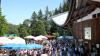 Über 1200 Zustellerinnen und Zusteller stehen „Wir Räuber – Schiller und der Bayerische Hiasl“ auf der Freilichtbühne Altusried. Die Fotos gibt's hier.