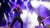 4000 Fans feiern beim Open Air auf dem Hildegardplatz: Wo sonst der Wochenmarkt stattfindet, rockte die irisch-amerikanische Folk-Punk-Band Dropkick Murphys die Kemptener Innenstadt.