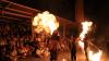 Trommeln, Feuer und ausgelassene Stimmung. Beim Lagerleben ging es auch am zweiten Tag heiß her.