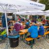 Gaumenfreuden gegen das durchwachsene Wetter: Bei der Schlemmermeile in Bad Grönenbach stand am Samstag der Genuss im Vordergrund. Bilder in der Galerie.