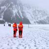 Er wollte den Rekord von 107 Meter knacken: Der Schweizer Apnoetaucher Peter Colat musste seinen Tauchversuch nach 75 Metern im eiskalten Vilsalpsee abbrechen.