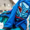 Bei Schneegestöber zogen die Narren durch Aichstetten. Rund 70 Gruppen waren beim Jubiläumssprung mit von der Partie. Die Bilder in unserer Galerie.