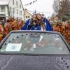 Bei Schneegestöber zogen die Narren durch Aichstetten. Rund 70 Gruppen waren beim Jubiläumssprung mit von der Partie. Die Bilder in unserer Galerie.