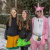 Bei Schneegestöber zogen die Narren durch Aichstetten. Rund 70 Gruppen waren beim Jubiläumssprung mit von der Partie. Die Bilder in unserer Galerie.
