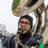 Bei Schneegestöber zogen die Narren durch Aichstetten. Rund 70 Gruppen waren beim Jubiläumssprung mit von der Partie. Die Bilder in unserer Galerie.