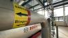 Das Biogas, das in diesem Blockheizkraftwerk am Flughafen Memmingen steht, kommt über eine etwa fünf Kilometer lange Leitung von einer Biogasanlage aus Hawangen.