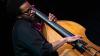 Was Improvisationskunst im Jazz bedeutet, stellte das "David Murray Trio" im Theater oben mitreißend unter Beweis. Im ausverkauften Konzert rollten David Murray am Saxofon, Luke Stewart am Bass und Russel Carter am Schlagzeug einen irren Klangteppich aus.