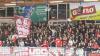 Verdient gewinnt der ECDC Memmingen das Derby gegen Lindau mit 6:4. Die Fans feiern - die schönsten Fotos.