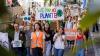 Beim Globalen Klimastreik der Fridays for Future in Kempten nahmen am 1. September 2023 rund 400 Demonstranten teil.