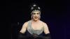 Vicky Voyage nimmt das Publikum mit auf eine turbulente und bunte Reise durch die Drag-Galaxie: Zusammen mit Ruby Tuesday, Minnie Voyage, Alexander Cameltoe, Earl van Grey, Victoria Shakespears, "13" und Samantha Jackson gehts einmal zum Mond, zur Sonne und über die Planeten zurück zur Erde.
