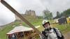 Zum Mittelalterfest haben die Burgfreunde auf die Burgruine geladen, um in die Welt der Ritter, Burgfräulein, Burschen und Mägde einzutauchen.