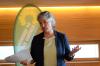 Die Bayerische Grünen-Chefin Gisela Sengl diskutierte in Scheidegg mit Bürgern und Bauern über Landwirtschaft.