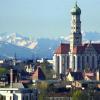 Und natürlich, wer hier wohnt, weiß es eh längst: Der schönste Fleck Bayerns ist der Südwesten. Augsburg hat nicht nur eine schöne Altstadt, sondern an vielen Tagen auch einen tollen Blick auf die Berge.