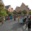 Der Holbeinplatz liegt mitten auf der Hauptlaufstrecke von der City-Galerie in die Innenstadt. Seit den neuen Lokalen in der Altstadt und den verschwundenen Baustellen sind er und die Gassen noch frequentierter.