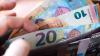 Von jedem Euro, den die Menschen in Deutschland verdienen, gehen rechnerisch erst mal 53 Cent als Steuern und Abgaben an die öffentliche Hand.