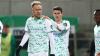 Der Knoten ist geplatzt: Havard Nielsen (l) jubelt mit seinem Kollegen Marco Meyerhöfer über seinen Treffer zum 1:0.