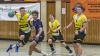 Die Ottobeurer Landesliga-Handballer (mit Philip Eßlinger, am Ball) wollen beim Heimspiel gegen Eichenau ihre Erfolgsserie fortsetzen. Das Bild entstand beim 32:31-Heimsieg im Derby gegen den TSV Niederraunau.