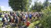 Er gilt als das „größte Volkssport-Ereignis im Landkreis“: der Unterallgäu-Triathlon. Am 24. Juni findet die 32. Auflage statt. Das Bild entstand im vergangenen Jahr – beim Schwimmstart am Baggersee in Attenhausen.
