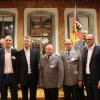 In Landsbergs Historischem Rathaus wurde unter anderem über die Personalgewinnung bei der Bundeswehr gesprochen. Das Bild zeigt (von links) den Bundestagsabgeordneten Christoph Schmid (SPD), Michael Piazolo, Roland Hettmer, Oberst Knuth Jung, Heiko Schnitzler, Michael Kießling und Fabian Forster, Landesvorsitzender der Reservisten.