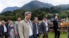 Ministerpräsident Markus Söder schritt mit Bürgermeister Klaus King, Landtagskandidat Eric Beißwenger, Bundestagsabgeordnete Mechthilde Wittmann und Gesundheitsminister Klaus Holetschek (linkes Bild) übers Festgelände.