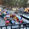 Ersthelfer und Polizei waren schnell am Tatort, nachdem ein Radfahrer an der Ecke Boulevard Malesherbes und Rue Boissy d'Anglas in Paris von einem Geländewagen überfahren worden war.