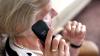 Eine 75-jährige Seniorin aus dem Oberallgäu wurde das Opfer von Telefonbetrügern. Die Männer erbeuteten etwa 250.000 Euro.