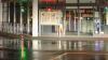 Ein Mann hat nach Angaben der Polizei ein Kind in einem Supermarkt in Wangen im Allgäu mit einem Messer verletzt.