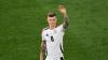 Toni Kroos verabschiedet sich von den Fans. Toni Kroos verabschiedet sich von den Fans.