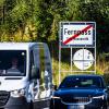 Bis zu 30.000 Autos rollen pro Tag über den Fernpass. Ein bereits beschlossener Tunnel soll den Weg über die Passhöhe künftig ersparen.