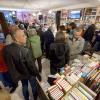 Bei der Buchvorstellung des neuen Buchs „Cash in Barbaria“ im Discy in Landsberg war der Andrang groß.