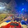 Auch die Feuerwehr aus Adelsried packte beim Einsatz in Bonstetten mit an. 