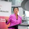 Die BSW-Chefin Sahra Wagenknecht kritisiert die jüngste Bundestagsrede von CDU-Chef Friedrich Merz zur Ukraine-Politik scharf. (Archivbild)