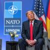 US-Präsident Donald Trump und Bundeskanzlerin Angela Merkel bei einem Nato-Gipfel im Jahr 2019. Das Verhältnis der beiden war angespannt  