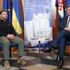 Wolodymyr Selenskyj (l), Präsident der Ukraine, trifft den kroatischen Premierminister Andrej Plenkovic auf dem Südosteuropa-Kroatien-Ukraine-Gipfel.