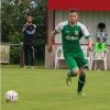 Die Grosselfinger (links: Hannes Niederhuber) wollen diese Saison unbedingt in die A-Klasse aufsteigen. Beim Topspiel-Gegner FC Nordries (rechts: Simon Sprößer) hingegen sieht man die Sache ganz gelassen.