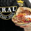 In Göggingen ist Kral-Kebap in der Bürgermeister-Aurnhammer-Straße beliebt.