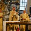 Weihbischof Florian Wörner feierte am Sonntag in der Inchenhofener Wallfahrtskirche ein Pontifikalamt. 