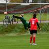 Trotz toller Paraden von Aushilfs-Torfrau Veronika Jakl unterlag die SG Burgau/Mönstetten beim neuen Tabellenführer der Bezirksoberliga 1:4.