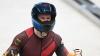 Francesco Friedrich feiert im Ziel sein zweites olympisches Gold.