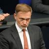 FDP-Chef Lindner betont die Unterschiede zu seinem Kollegen Habeck. (Archivbild)