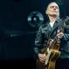 Am Tag vor seinem 65. Geburtstag hat er München gerockt und auch mit Balladen verzückt: Bryan Adams.